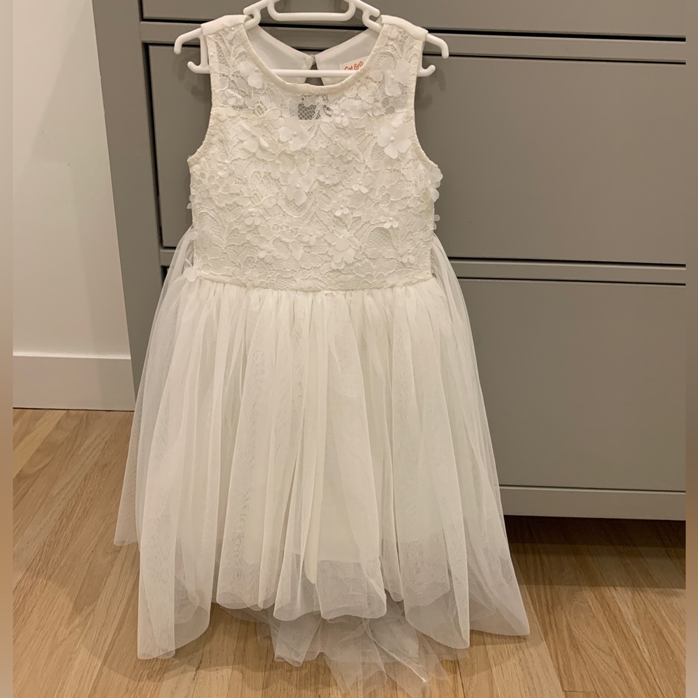 Cat & Jack short sleeve, white, lace, high low dress. Size 4/5.